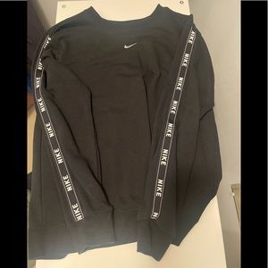 Nike crew neck